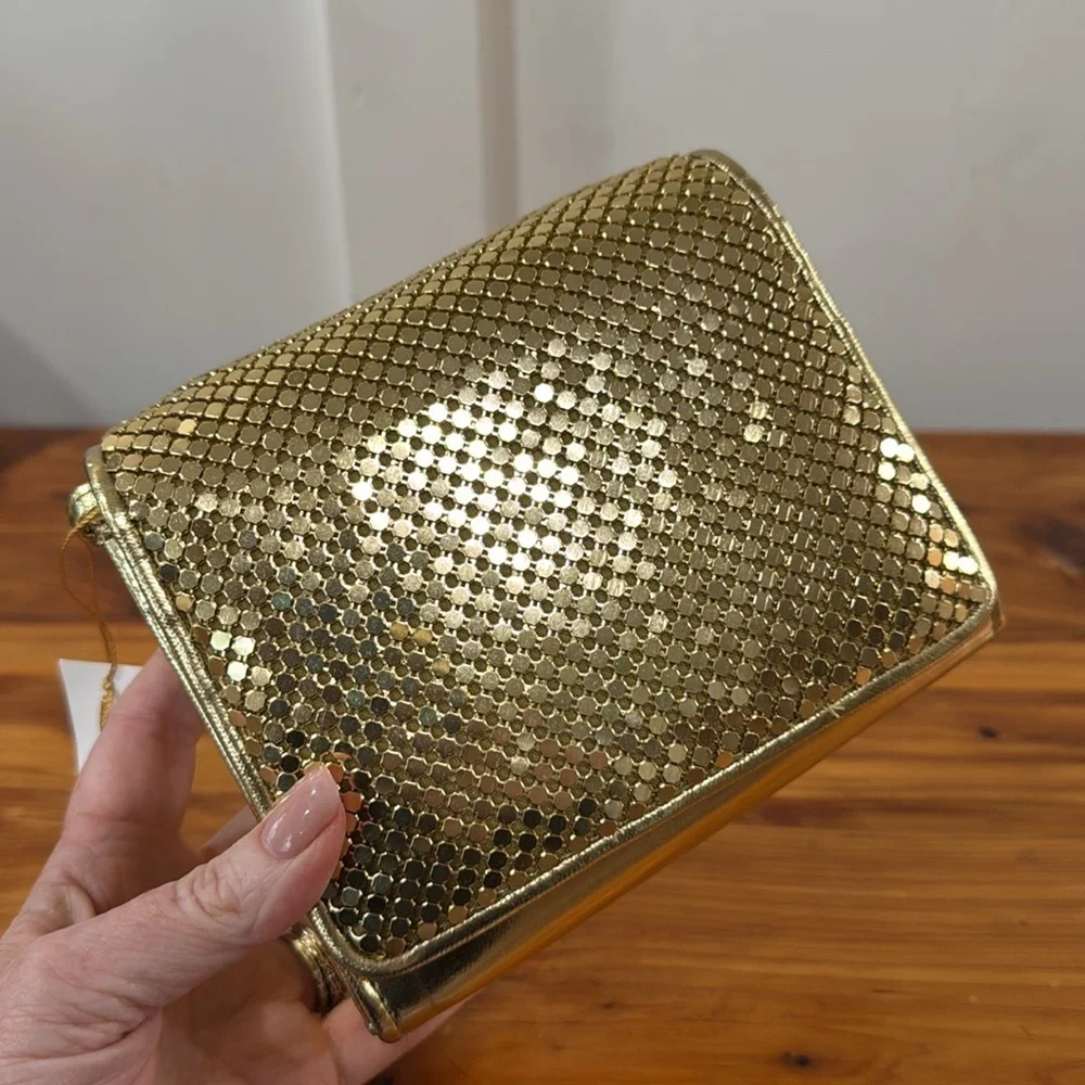 NWT Vintage Whiting and Davis International Gold Mesh Purse